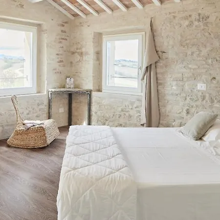 Borgo Della Spiga Country house *